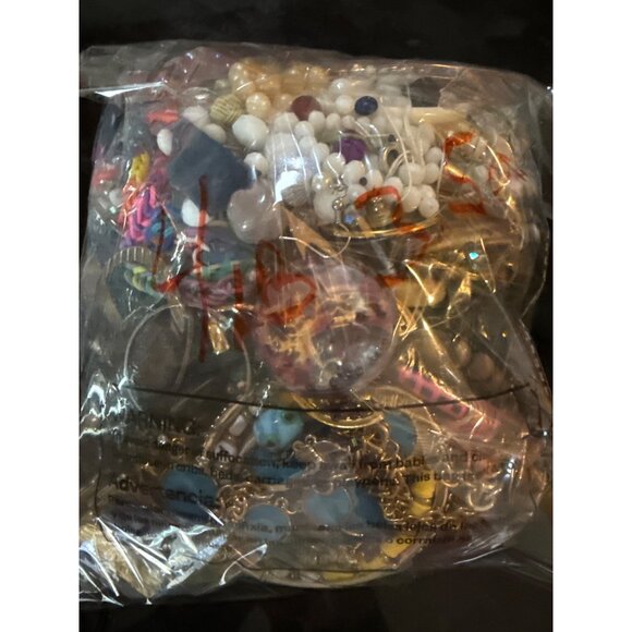 4lb 3.5oz Mixed Crafting Jewelry Beads & Components For Repurposing - Picture 2 of 3